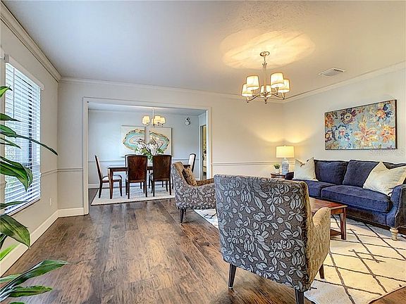 4th image of 477 Cardinal Oaks Ct