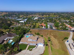 3032 Overhill Dr, Vista, CA 92084