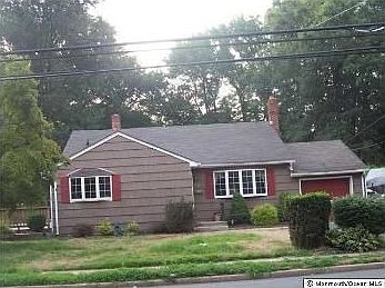 2nd image of 701 Harmony Rd