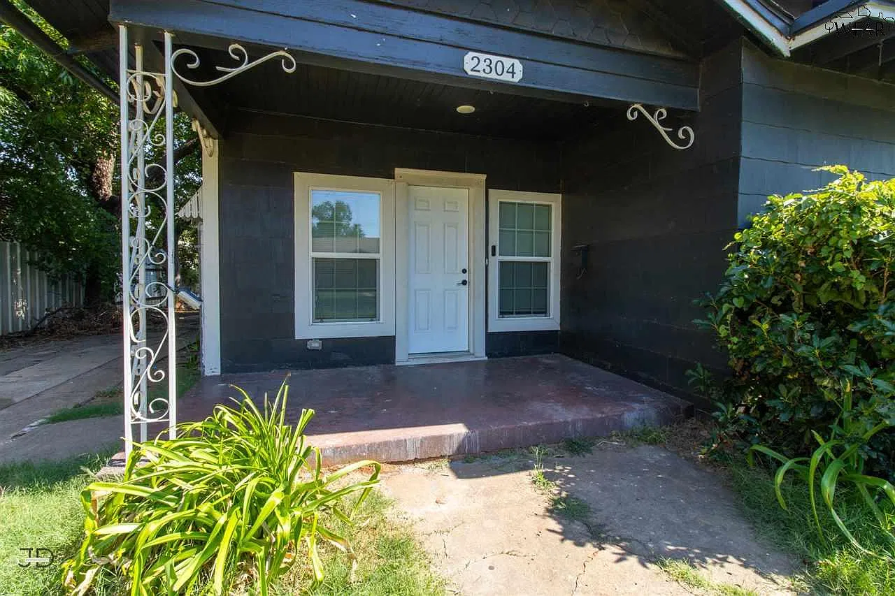 4 bed, 3.0 bath, 1886 sqft, $1,650 — Photo 3