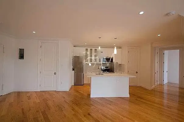 Rented by Corcoran | media 33