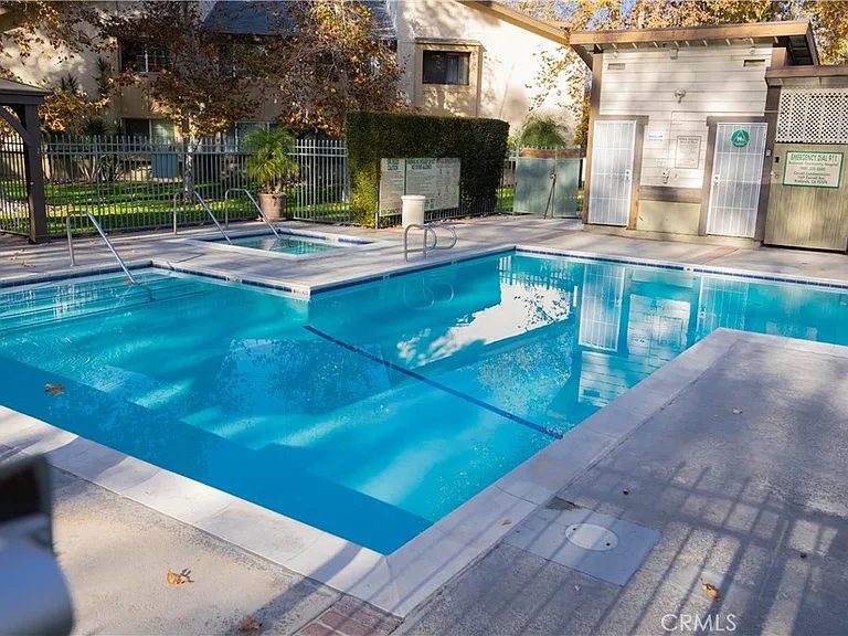 1219 N Edwards St #33 — Photo 49