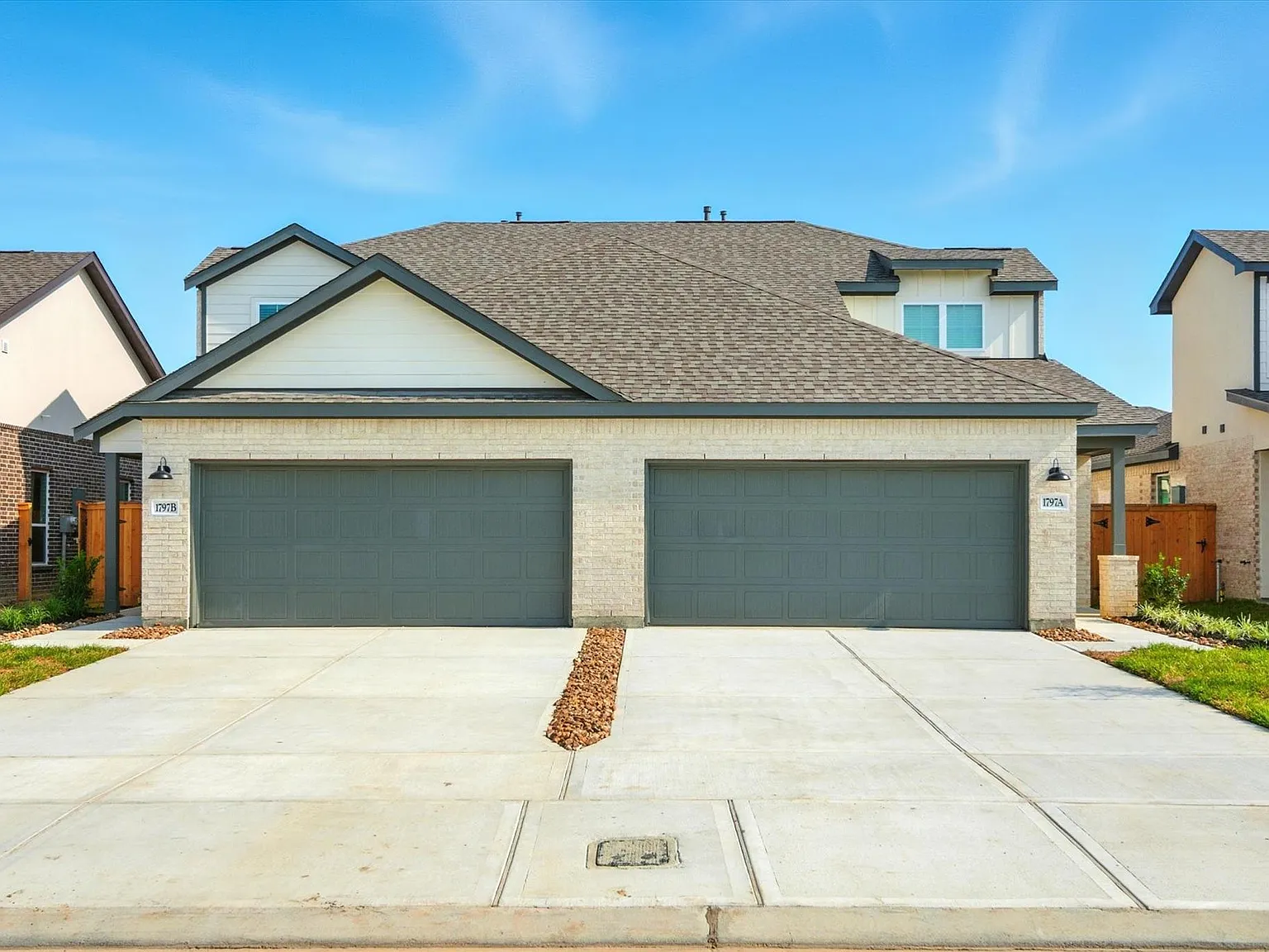 3 bed, 2.5 bath, 1650 sqft, $1,988 — Photo 2