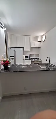 Rented by Yoram Adin, LREB | media 6