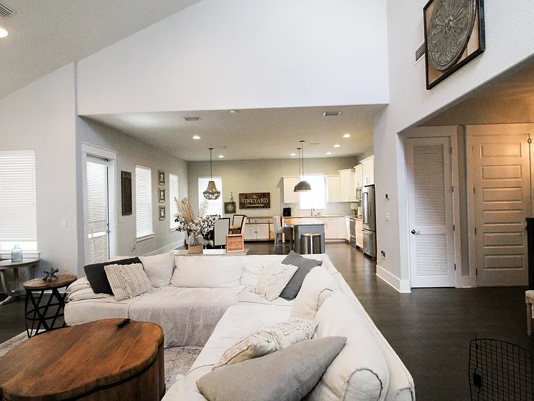 283 Lakeland Dr — Photo 7