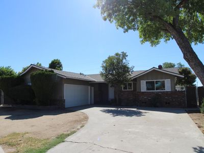 3467 E Bellaire Way, Fresno, CA, 93726