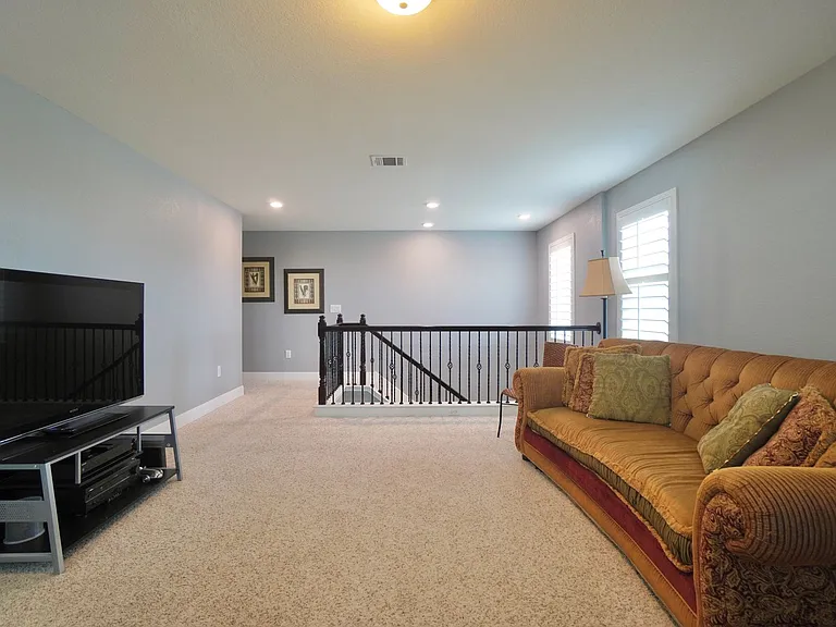 7016 Lickeen Ct — Photo 31