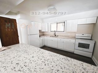 6900 N Ridge Blvd #G, Chicago, IL 60645