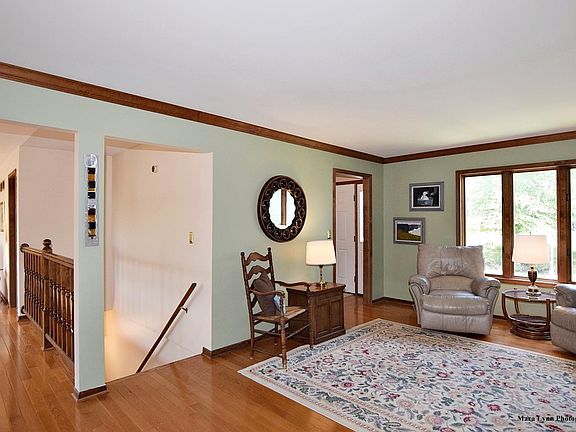 5th image of 901 Wildwood Ct