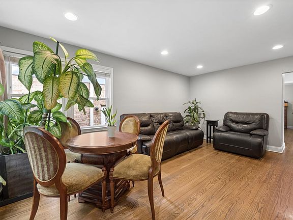 2nd image of 2416 Nathaniel Pl