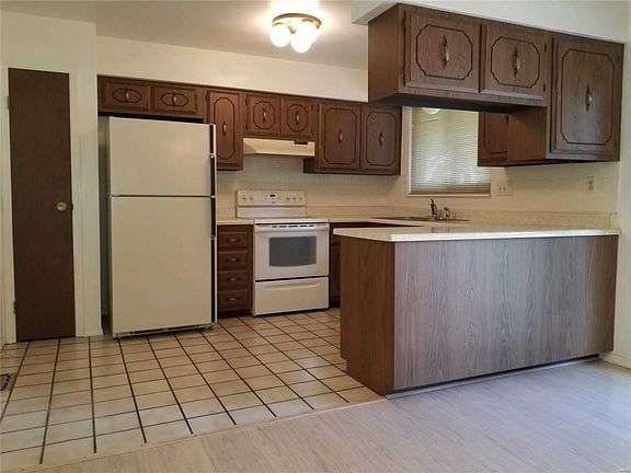 4th image of 3022 Hidden Acres Ct