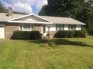 381 Canton Ave, Monroeton, PA 18832