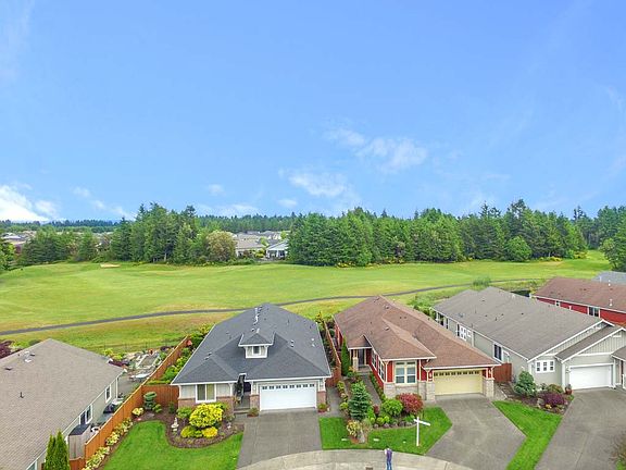 4th image of 4810 Bend Dr NE