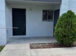 153 Lakeview Dr APT 102, Fort Lauderdale, FL 33326