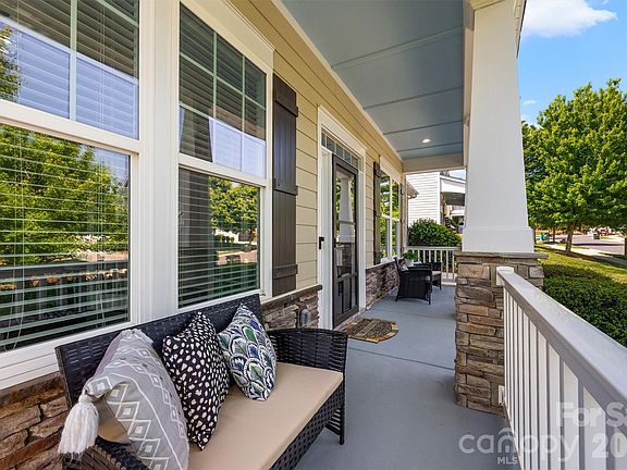 2nd image of 301 Jude Ln