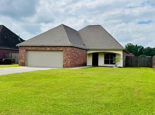 13134 Montrose Dr N, Denham Springs, LA 70726