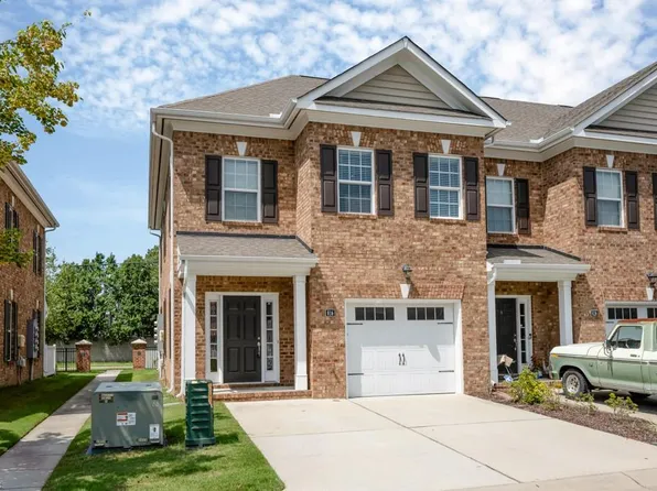 816 Haversham Close #19, Chesapeake, VA 23320