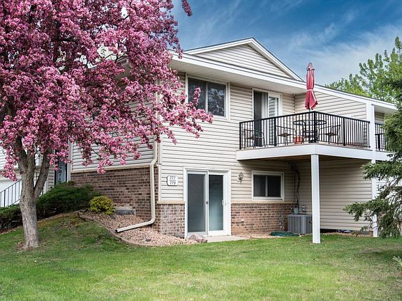 2nd image of 777 Evergreen Ct