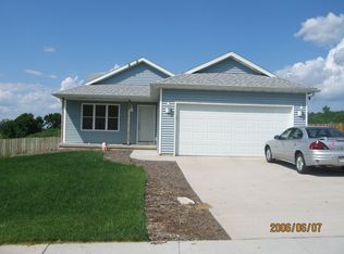 5308 Park Meadow Dr, Madison, WI 53704