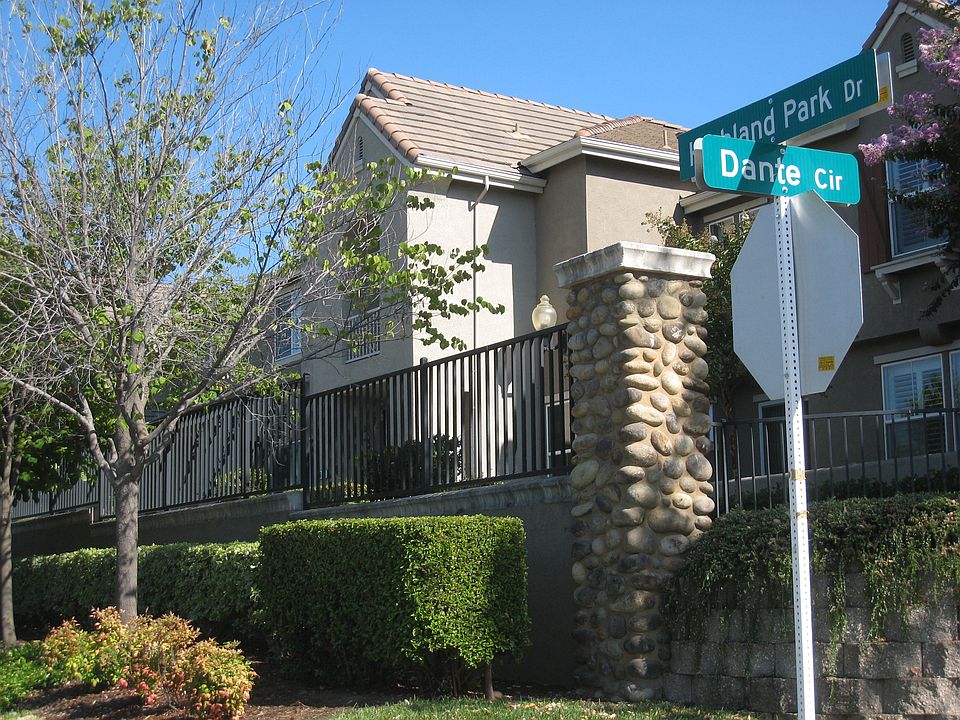 1st image of 1806 Dante Cir
