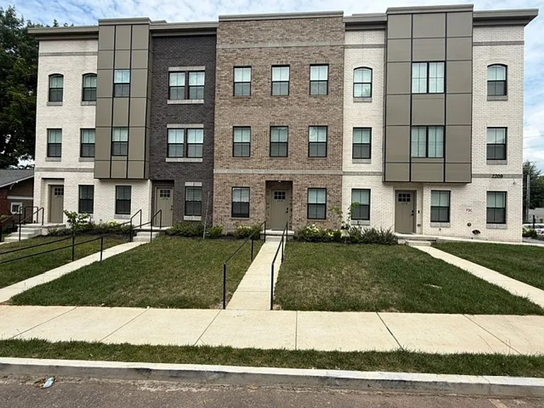 2209 Highland Ave — Photo 23
