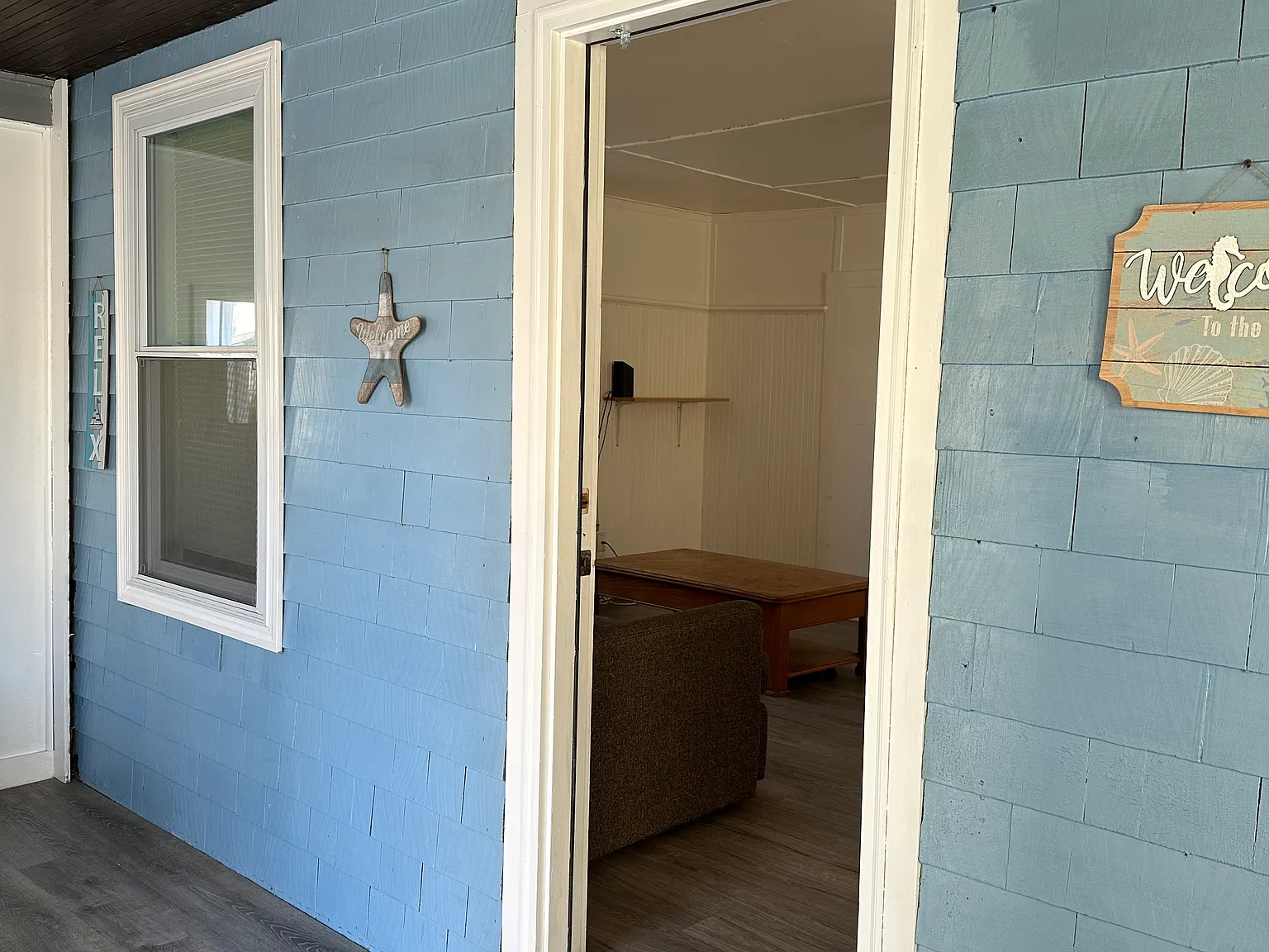 4 bed, 1.5 bath, $3,400 — Photo 3