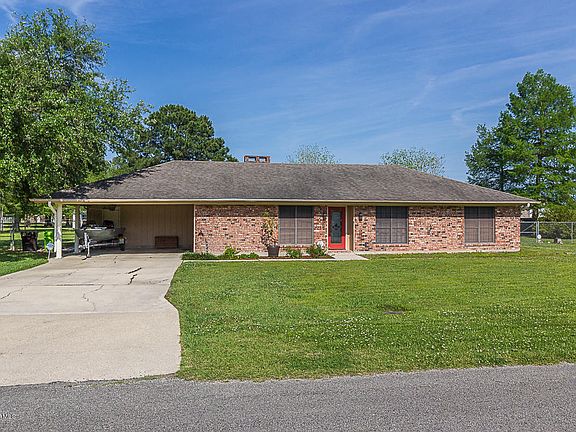 3rd image of 1045 Julie St