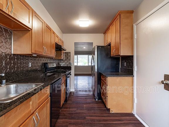 4th image of 2915 Neals Ln