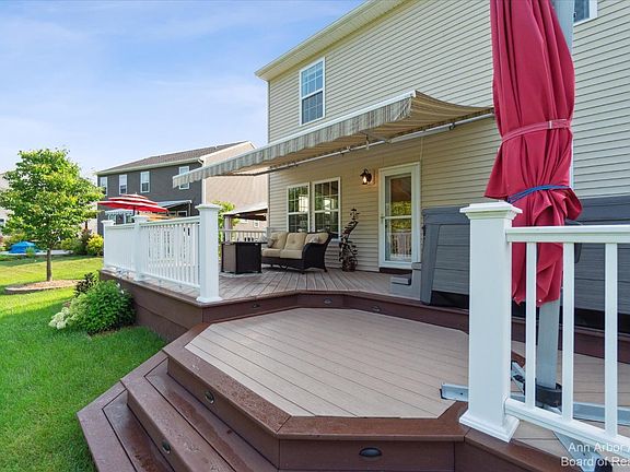 3rd image of 9609 Neumann Cir
