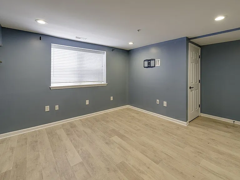 1932 3rd St NE #102 — Photo 39