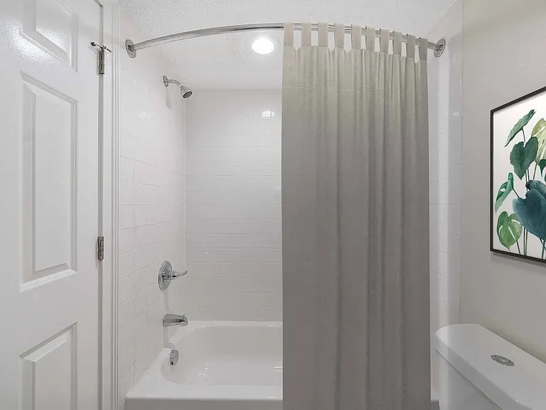 Harpers Point Apartments* — Photo 32