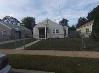15 Byrd St, Hempstead, NY 11550