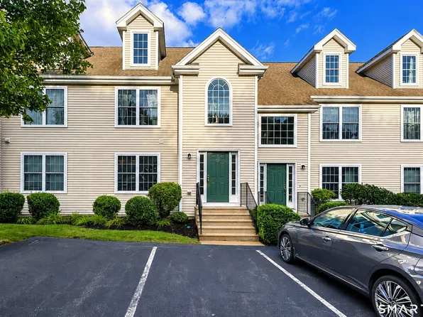 15 Freedom Way #92, East Lyme, CT 06357