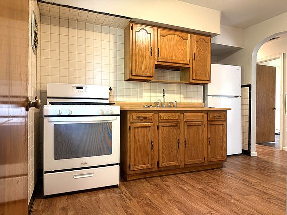 5th image of 9221 Waldorf Dr