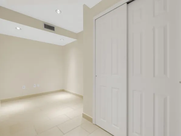 83-18 58th Avenue image 29 of 43