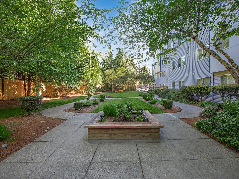 1st image of 6425 196th St SW #B2b3630e2