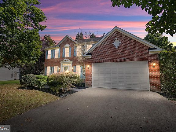 2nd image of 6024 Harnsberger Barn Ct