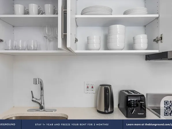 324 East 77th Street image 7 of 16