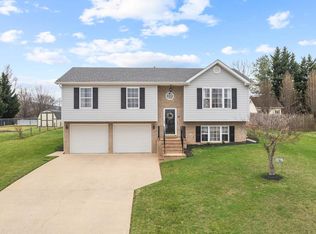 36 Ellen Dr, Strasburg, VA 22657