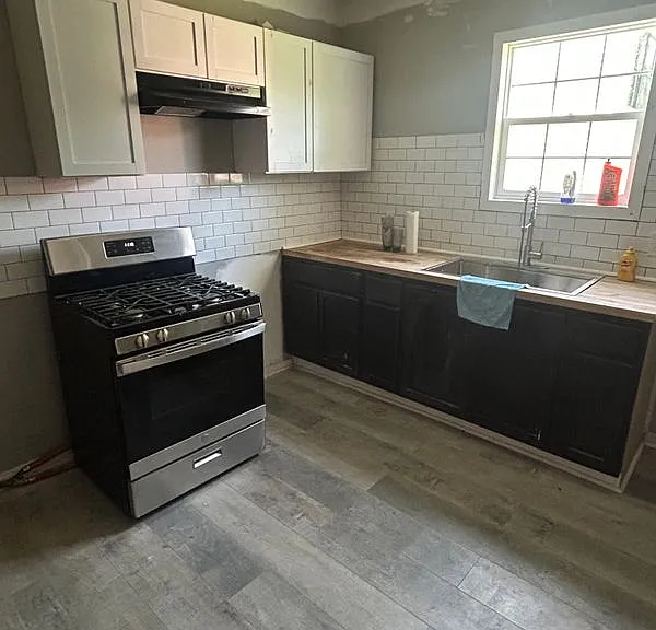 69 Lark St — Photo 3