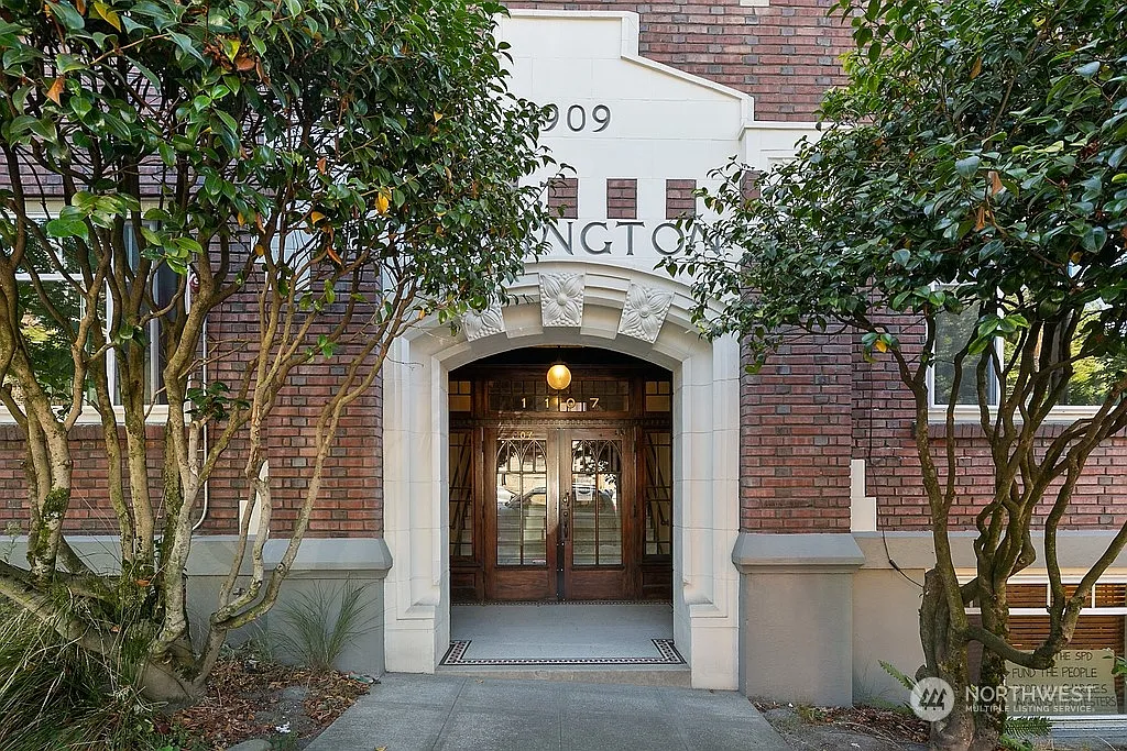 1107 E Denny Way #A5 photo 1