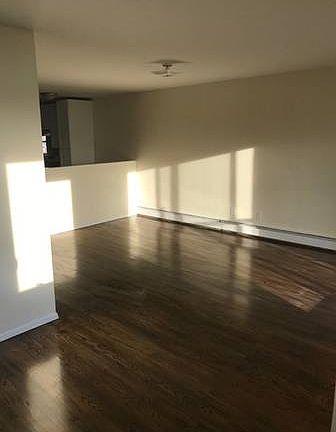 4th image of 1125 Ovington Ave APT 3Z