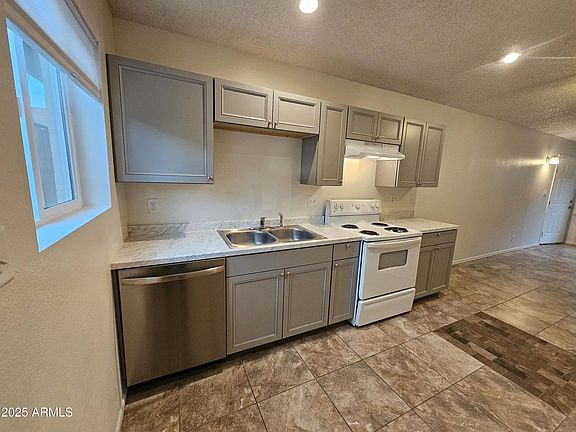 4th image of 6245 E Glencove Cir APT 4