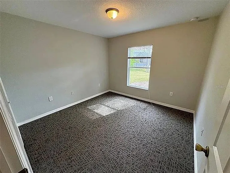 2399 Oracle Ln — Photo 10