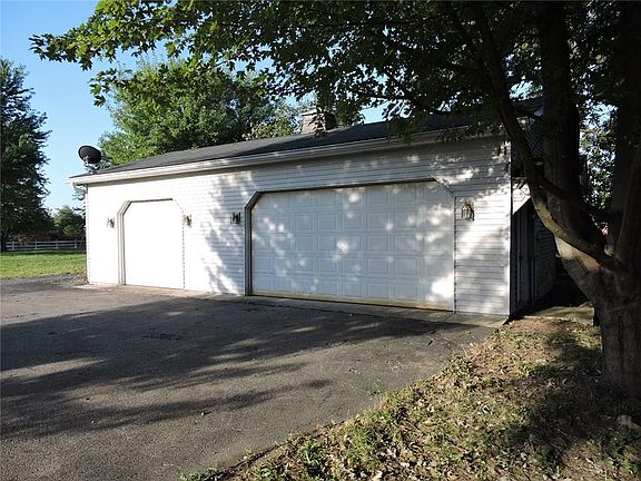 2nd image of 7450 N State Road 267