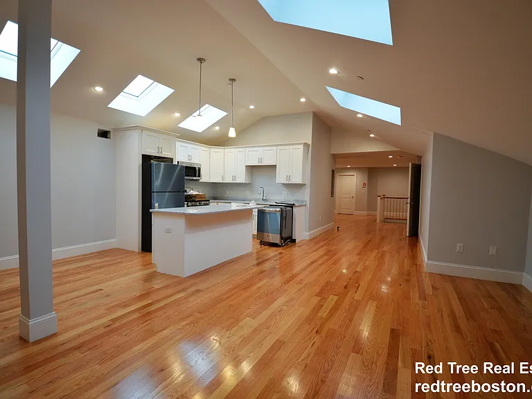 18 Murdock St #1 — Photo 1