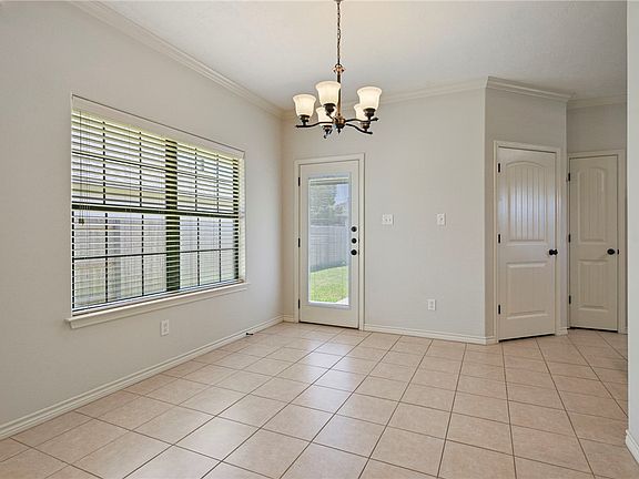 5th image of 4223 Candace Ct