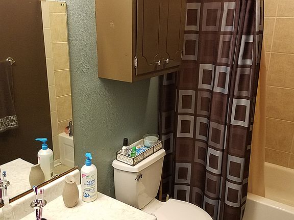 5th image of 2490 Briarwood Dr