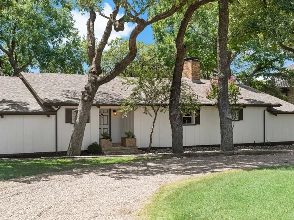 1013 Fox Hollow Ln, Oak Pt, TX 75068