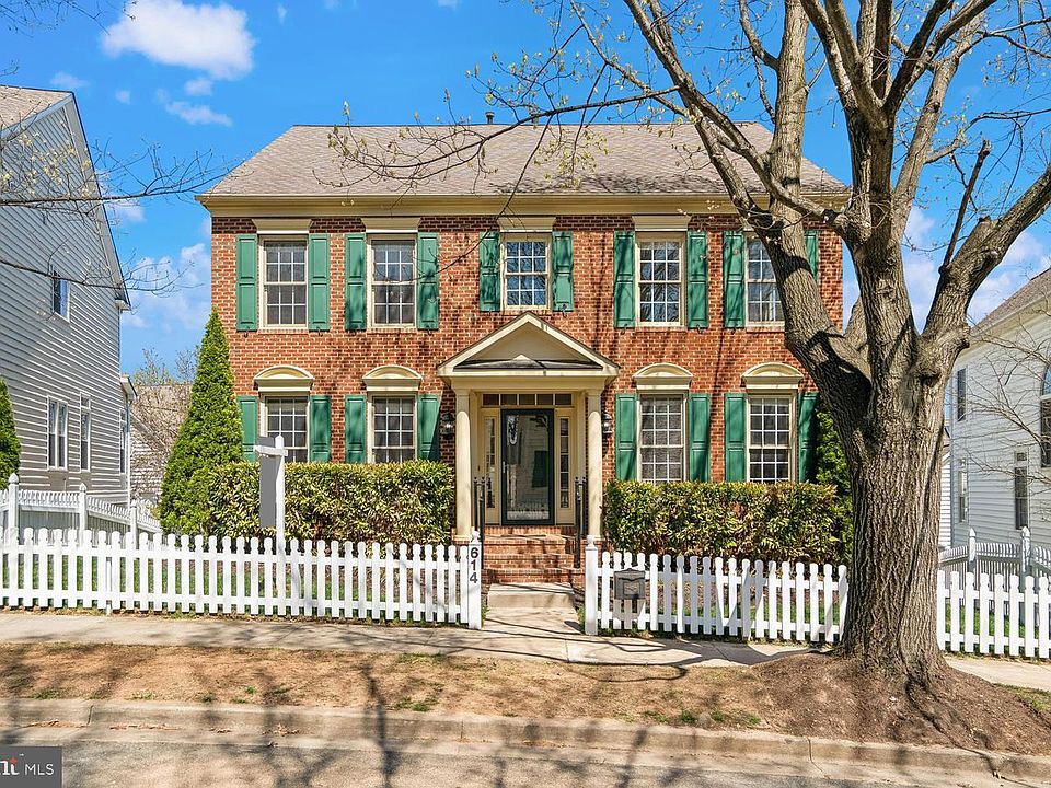 1st image of 614 Linslade St